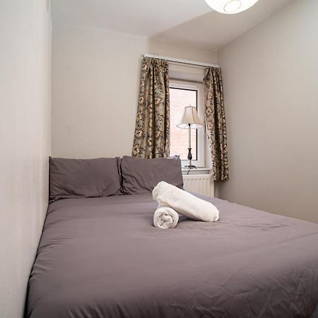 Central Apartment In Belfast City Centre Esterno foto