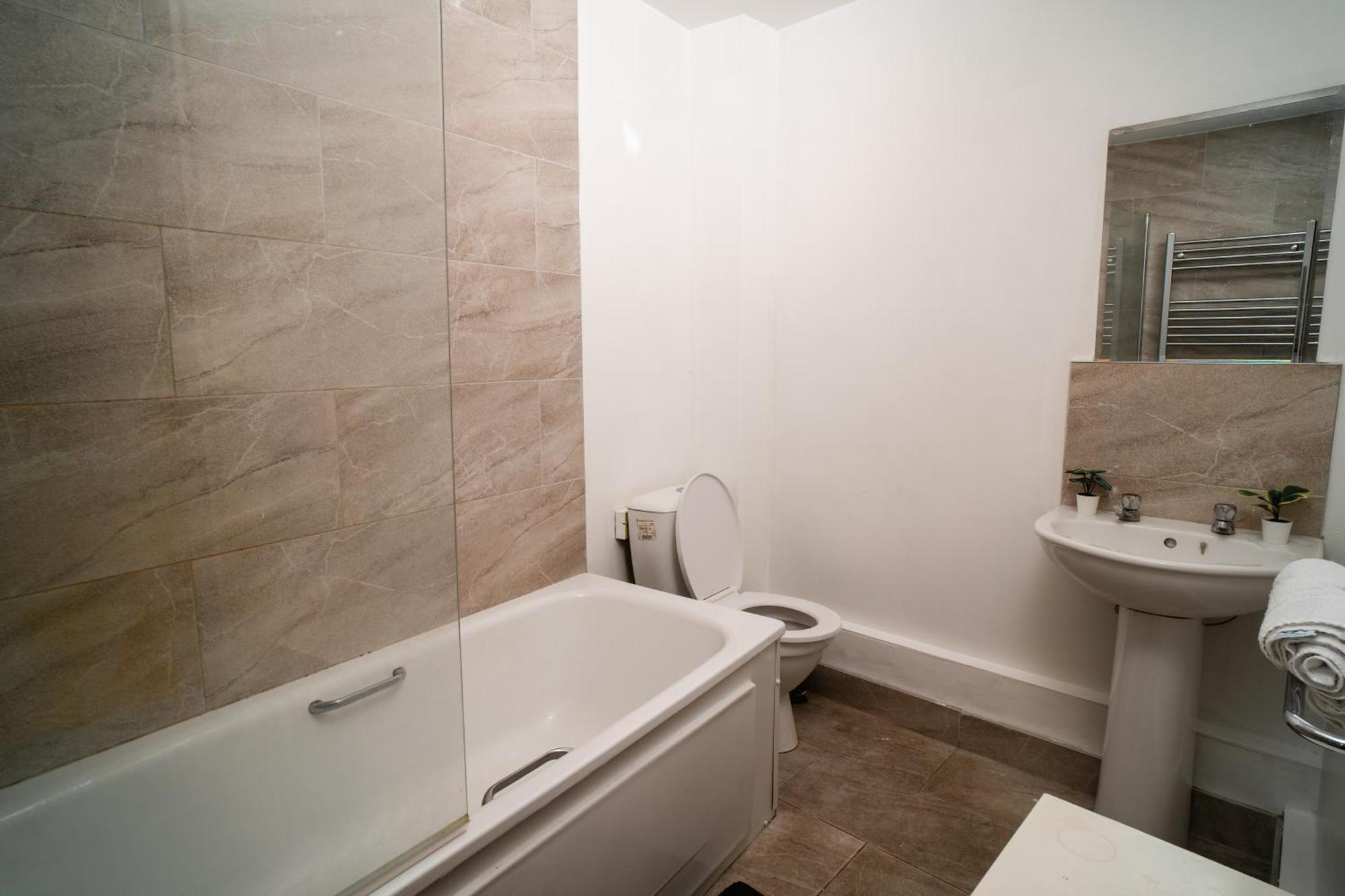 Central Apartment In Belfast City Centre Esterno foto